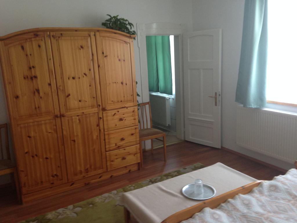 Koelcsey Kuria Vendeghaz Hotel Szatmarcseke Bagian luar foto